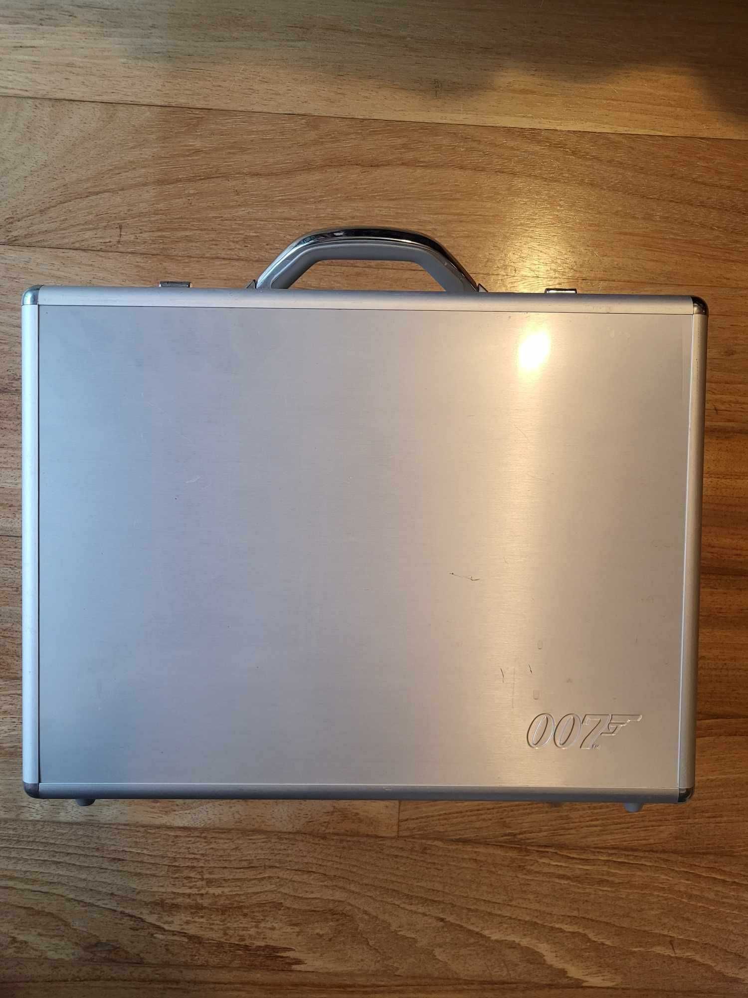 Mala 007 (21 DVD's) - NOVO