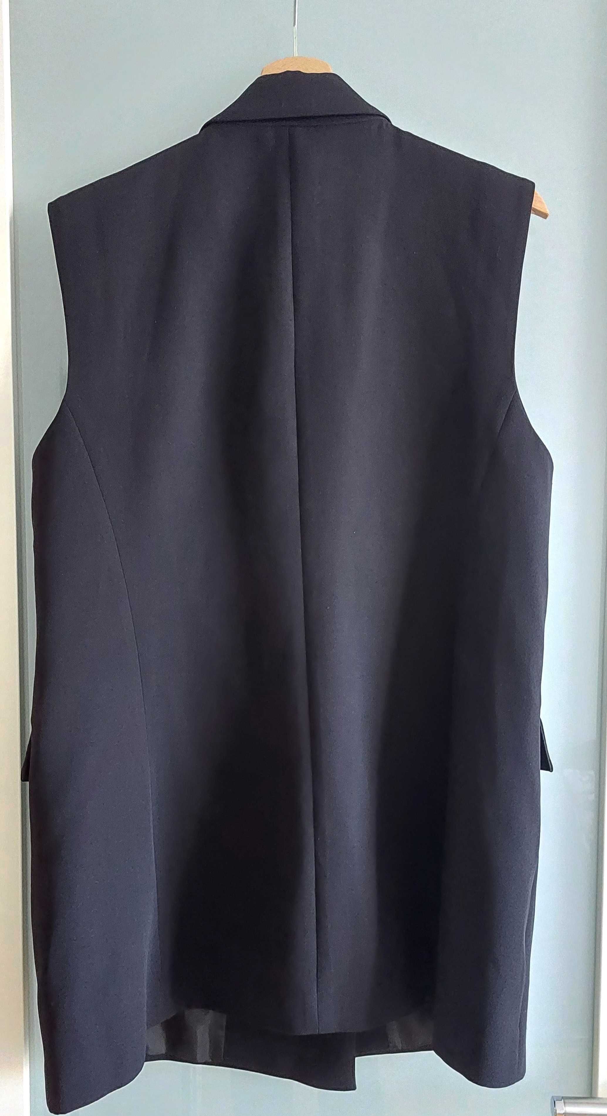 Czarna elegancka kamizelka na guziki Pull&Bear 42/XL