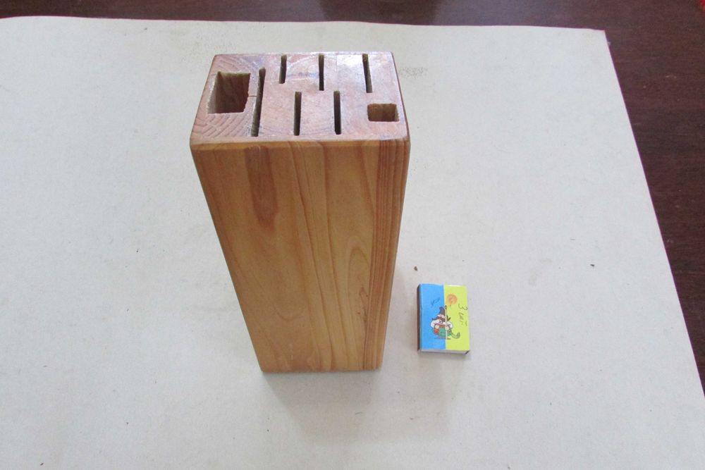 Підставка під ножі.