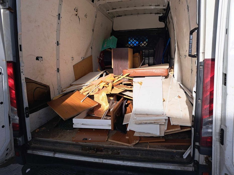 Utylizacja Starych Mebli Bezpłatna Wycena Tani Transport Przeprowadzki