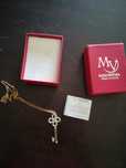 Fio com pendente com cristais Swarovski