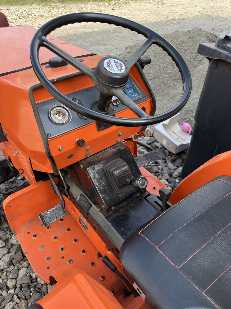 Мінітрактор Hinomoto e1804