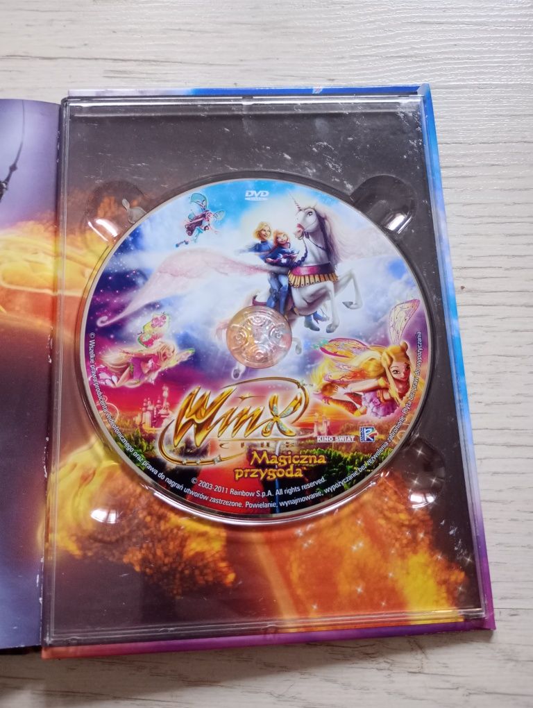 Winx Magiczna przygoda DVD + książka