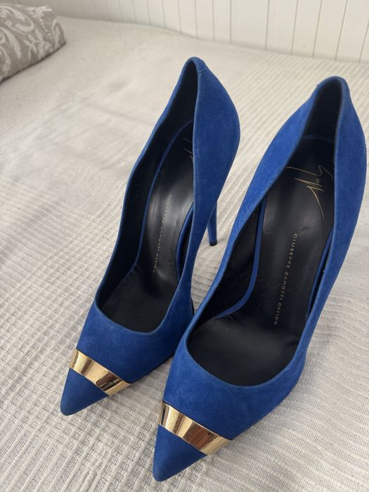 Sapatos de salto zanotti