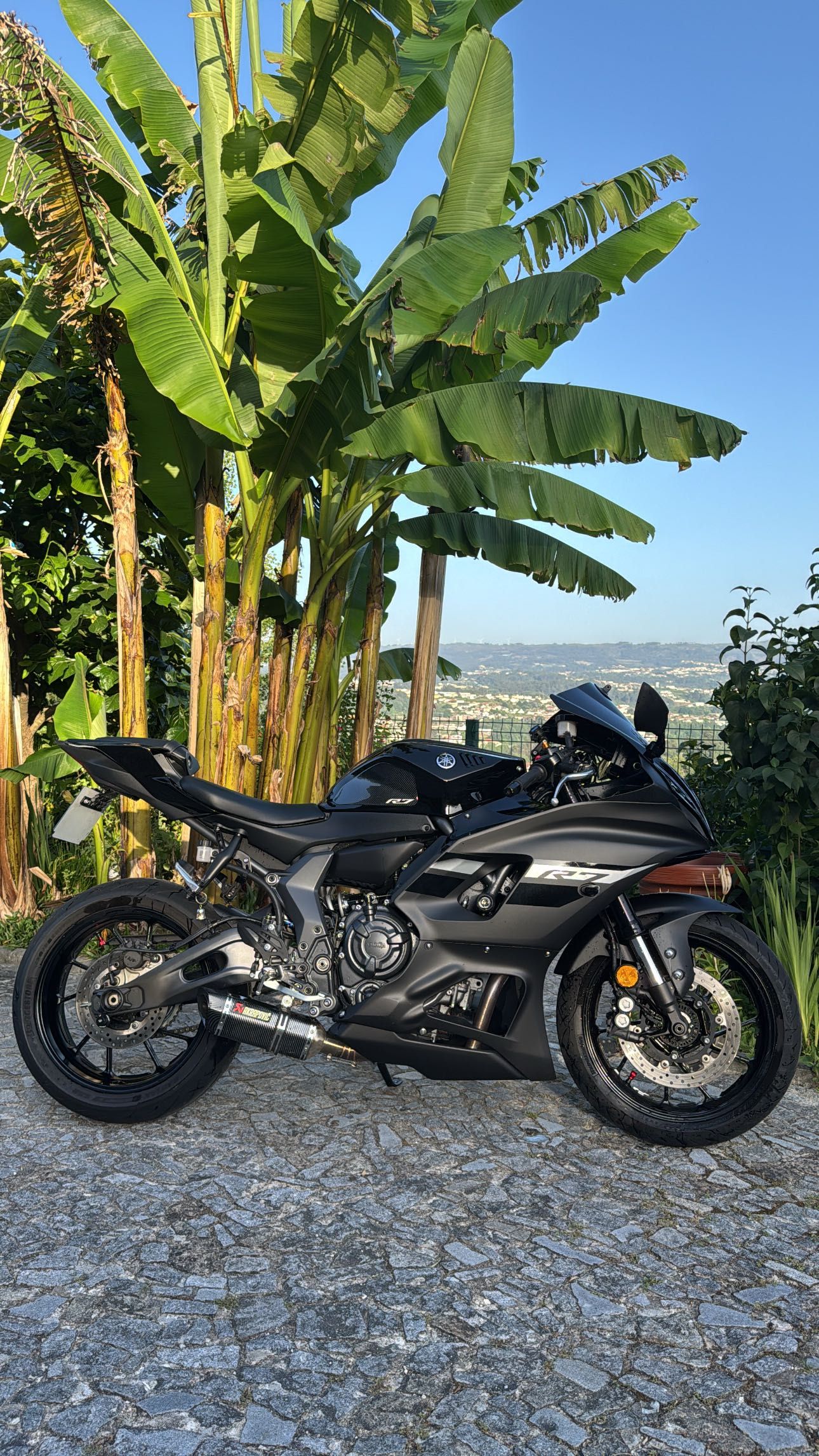 Yamaha R7 55 kw com garantia