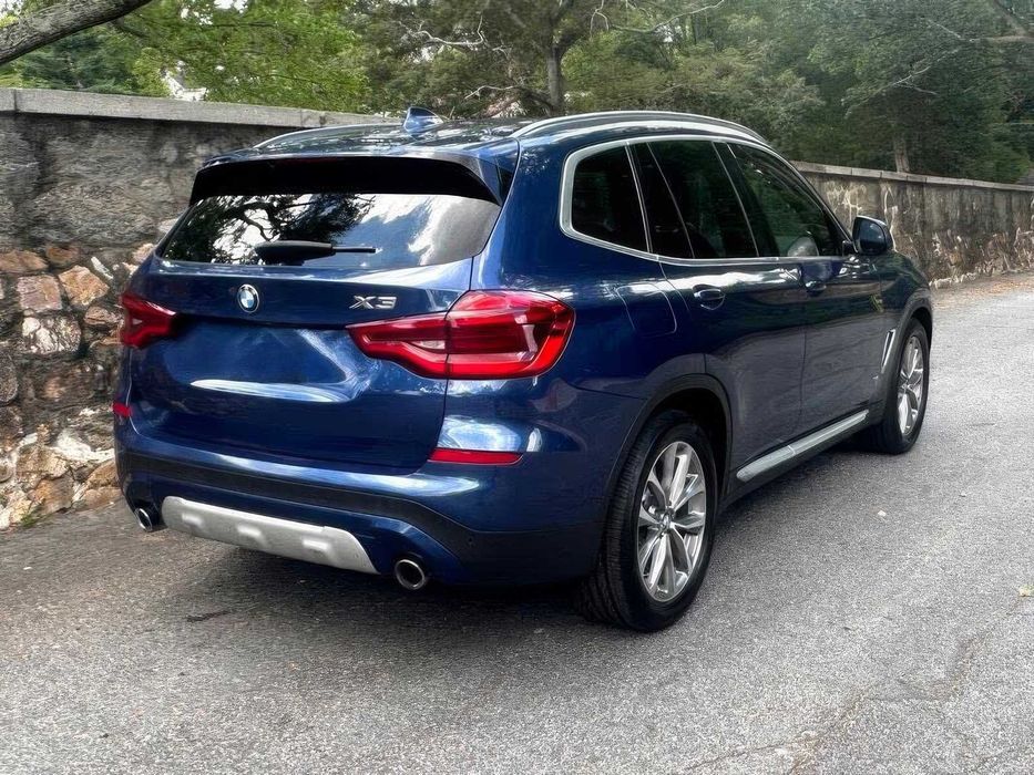 BMW X3 xDrive30i      2018