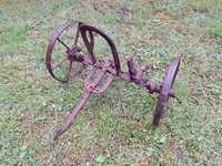 Stary wózek konny (do pługa lub kultywatora)