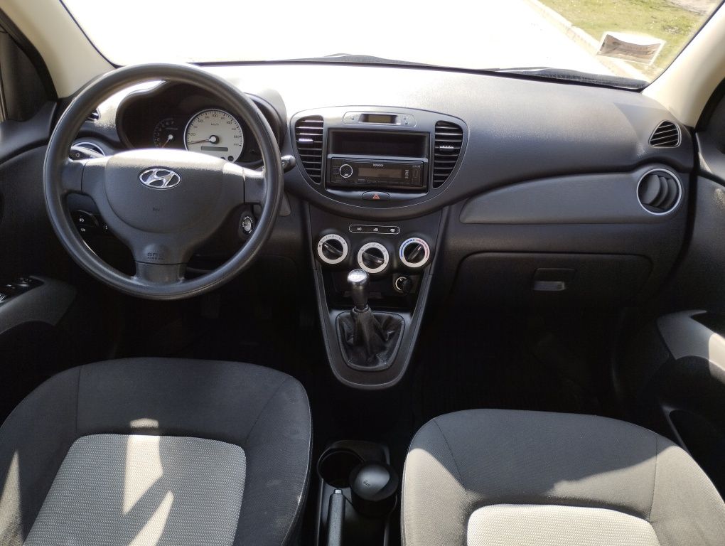 Hyundai i10 Хюндай i10