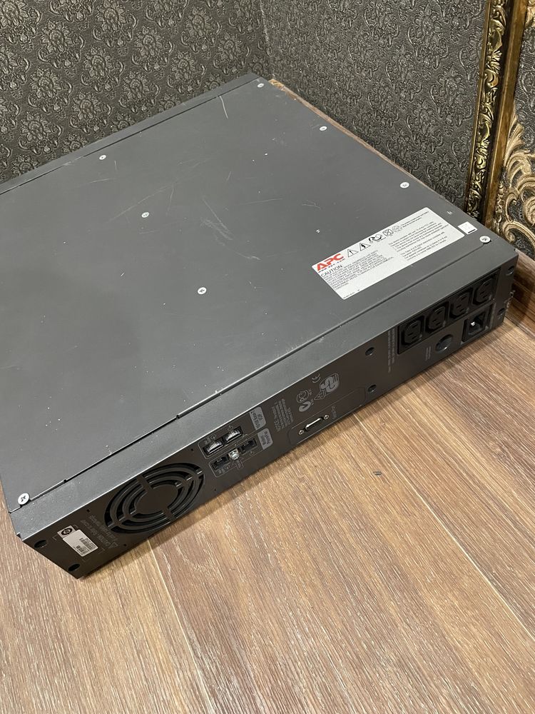 APC Smart-UPS SC1500I