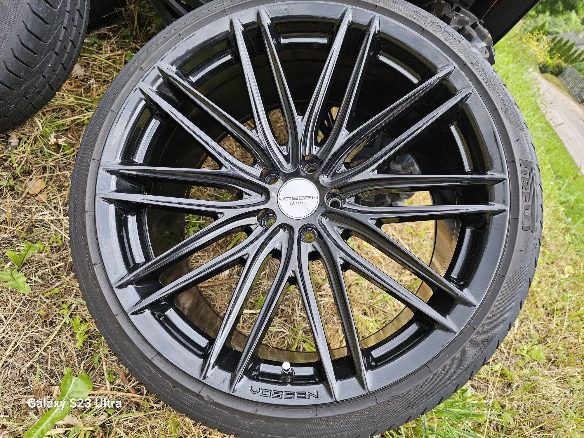VOSSEN VFS - 4. ORGINAŁ 20" z oponami