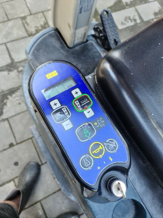 Nilfisk BR855 Maszyna Samojezdna Myjąca Bateryjna / Możliwość najmu /