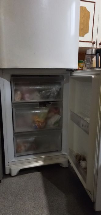 Холодильник Арістон Hotpoint BMBL 2021 CF