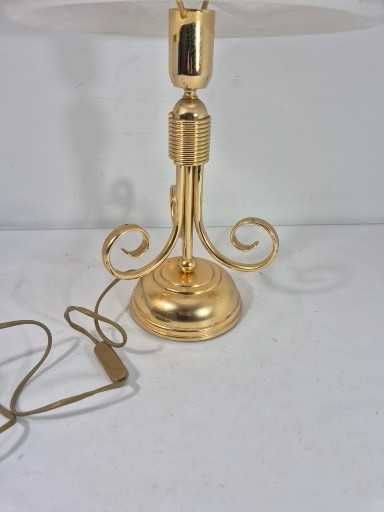 mosiężna lampa w stylu retro/vintage