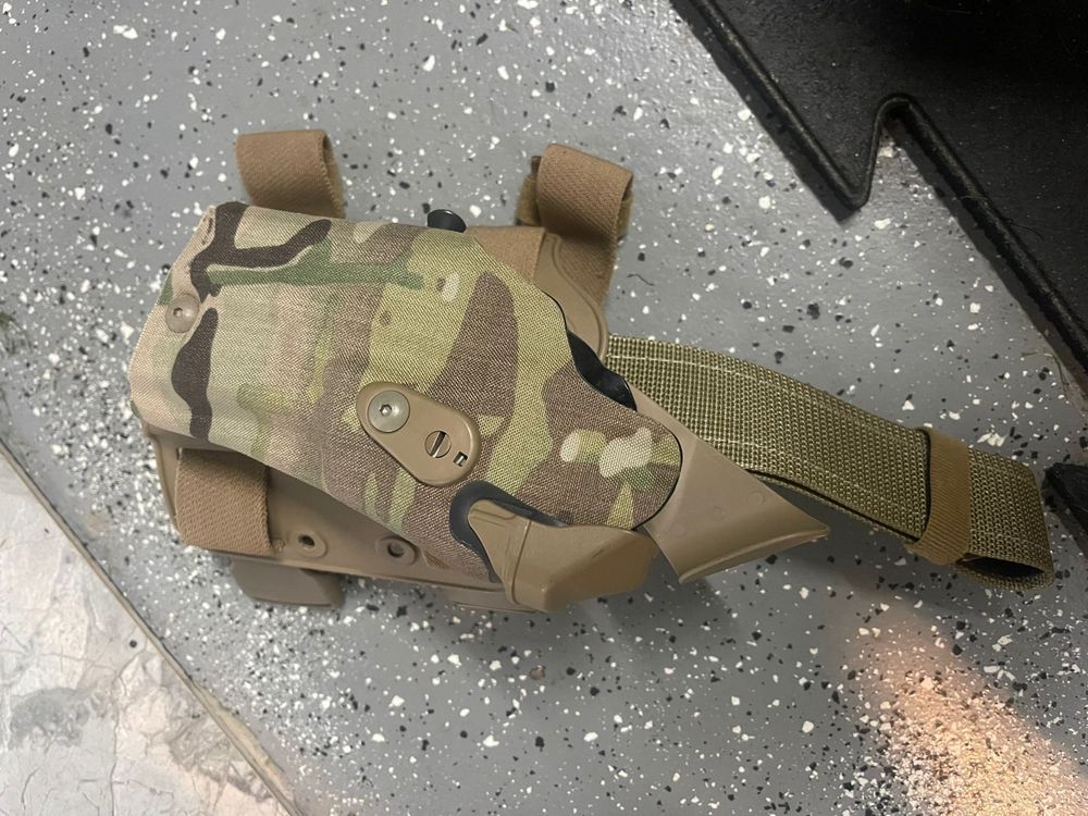 Kabura safarilnd glock 19 multicam