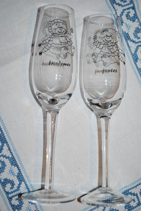 Copos (de brinde) Brindemos Juntos de 22,5 cm altura