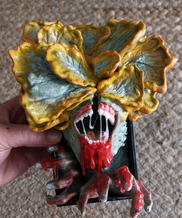 The last of us book nook