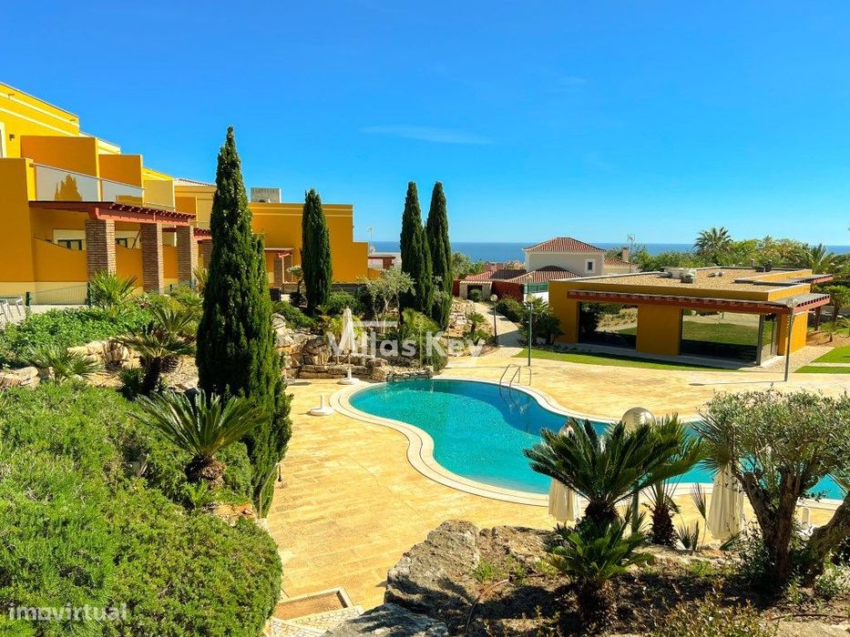 Moradia T2+1 Com Vista Mar E Piscina Junto À Praia Na Luz, Lagos