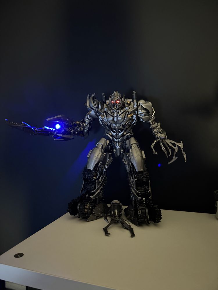 Megatron big version