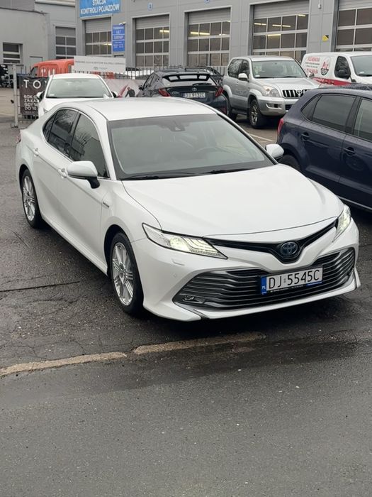 Toyota Camry 2.5 Hybrid Executive + VIP