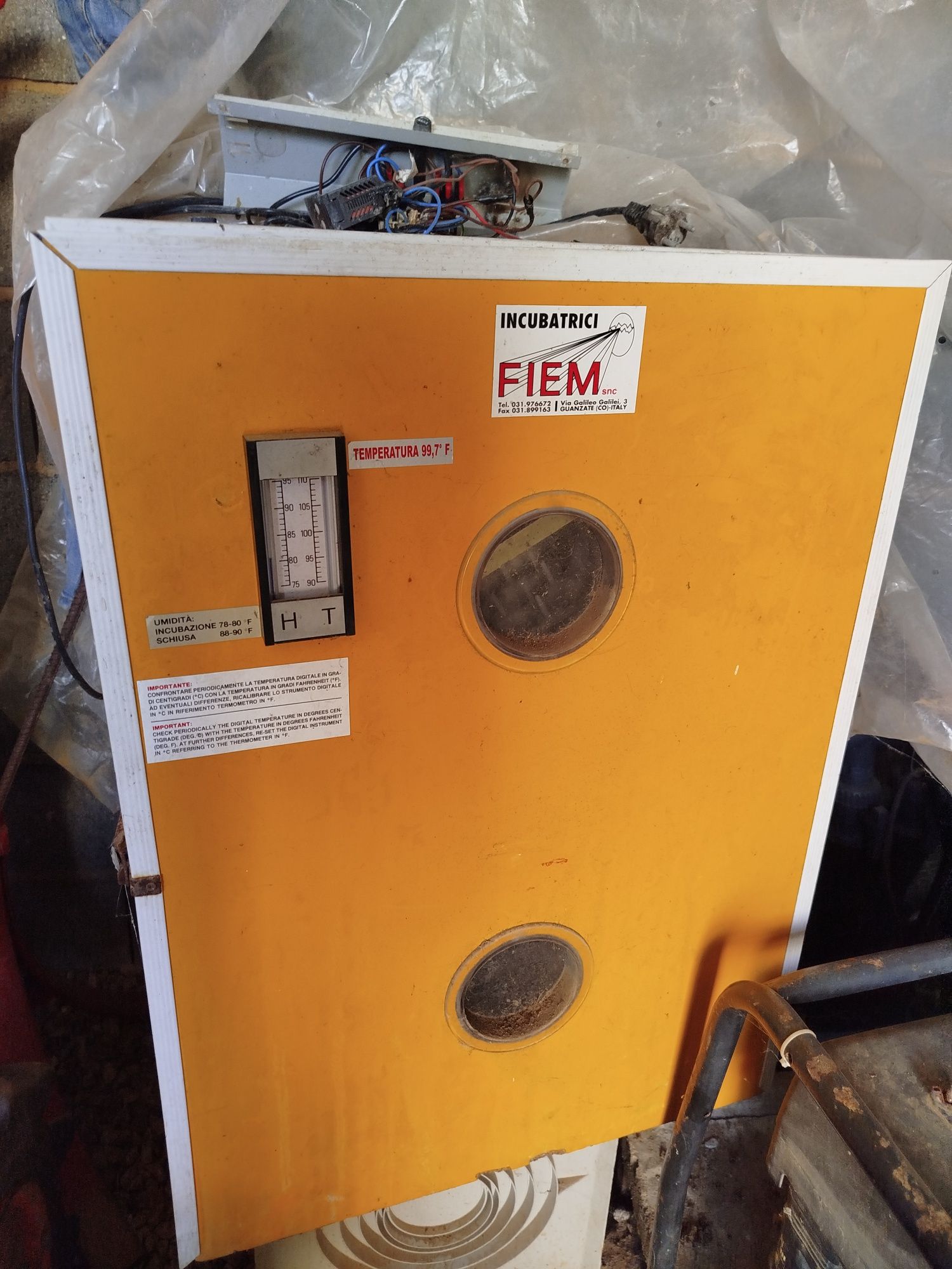 Vendo chocadeira precisa de termostato