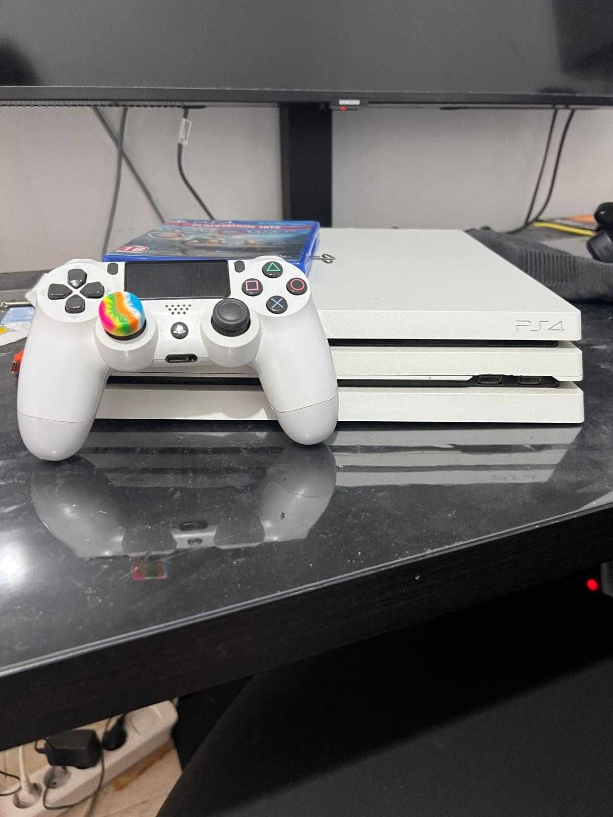 PlayStation 4 pro branco  1tb com comando