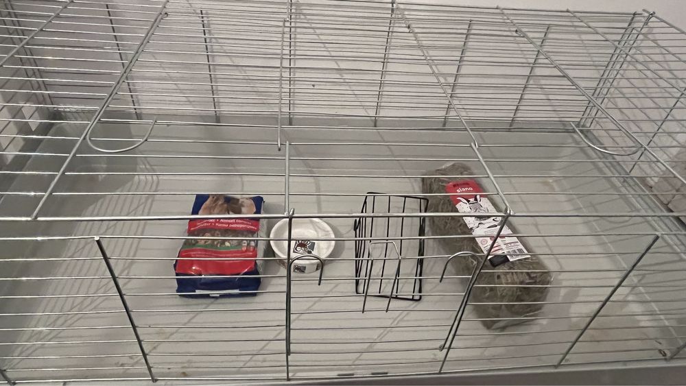 Klatka 120x60 wraz z małą wyprawką.