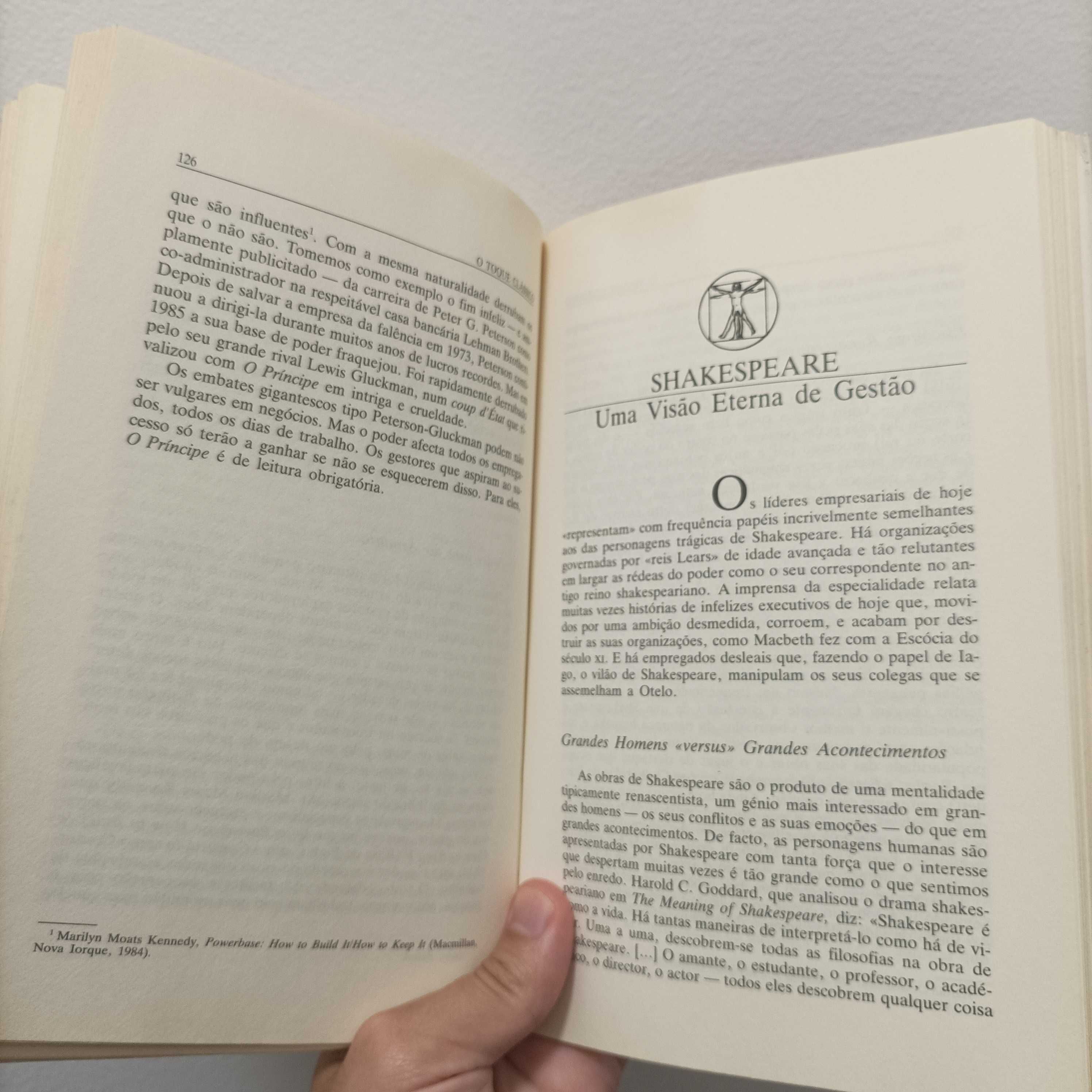 Livro "o toque clássico" de John K. Clemens e Douglas F. Mayer