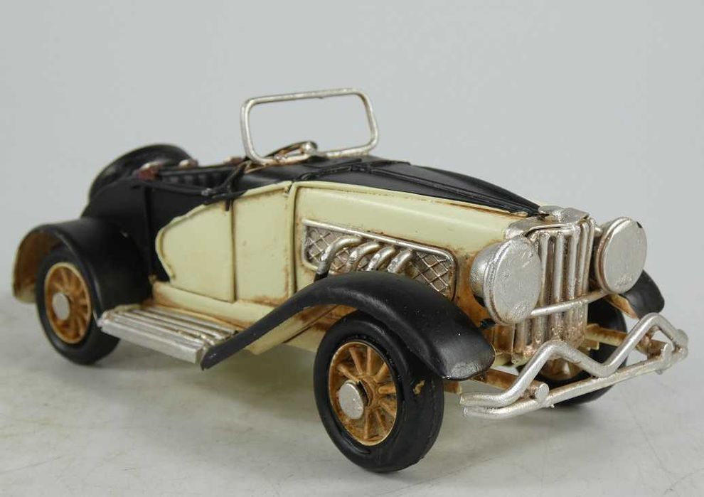 Metalowy zabytkowy model auto RETRO pojazd retro 16 cm