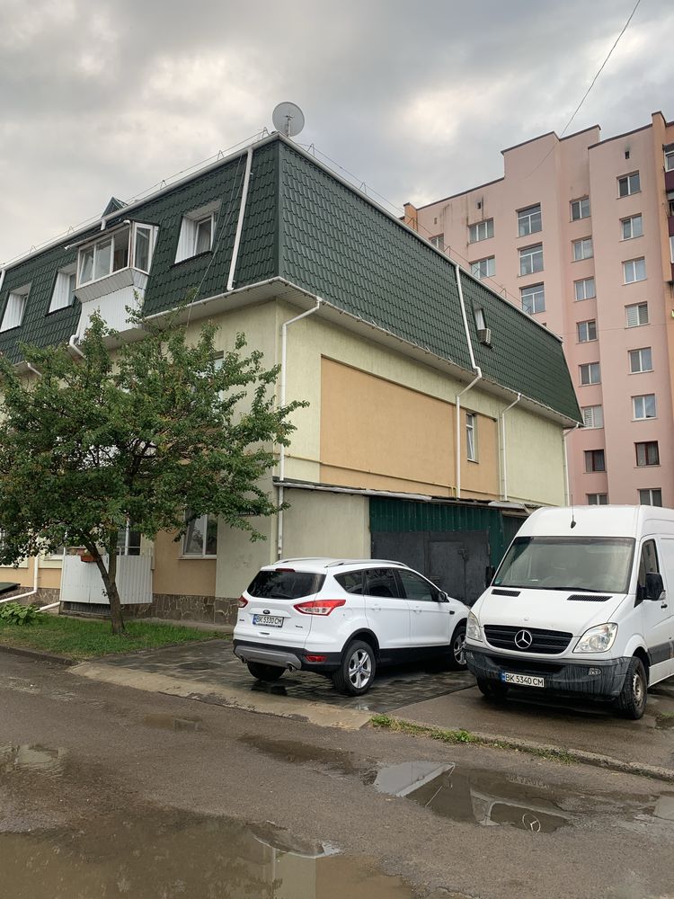 Комерційне приміщення, 308кв.м - 221 000$, Ювілейний, біля пожежної ч.