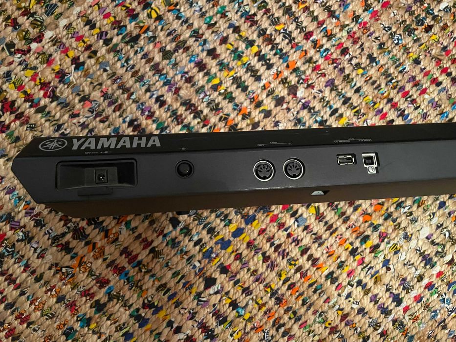 Yamaha MX-49 Workstation Synthesizer