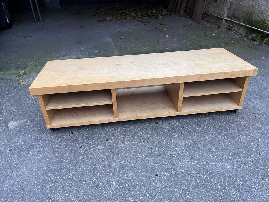 Szafka RTV IKEA MALM LACK na kólkach