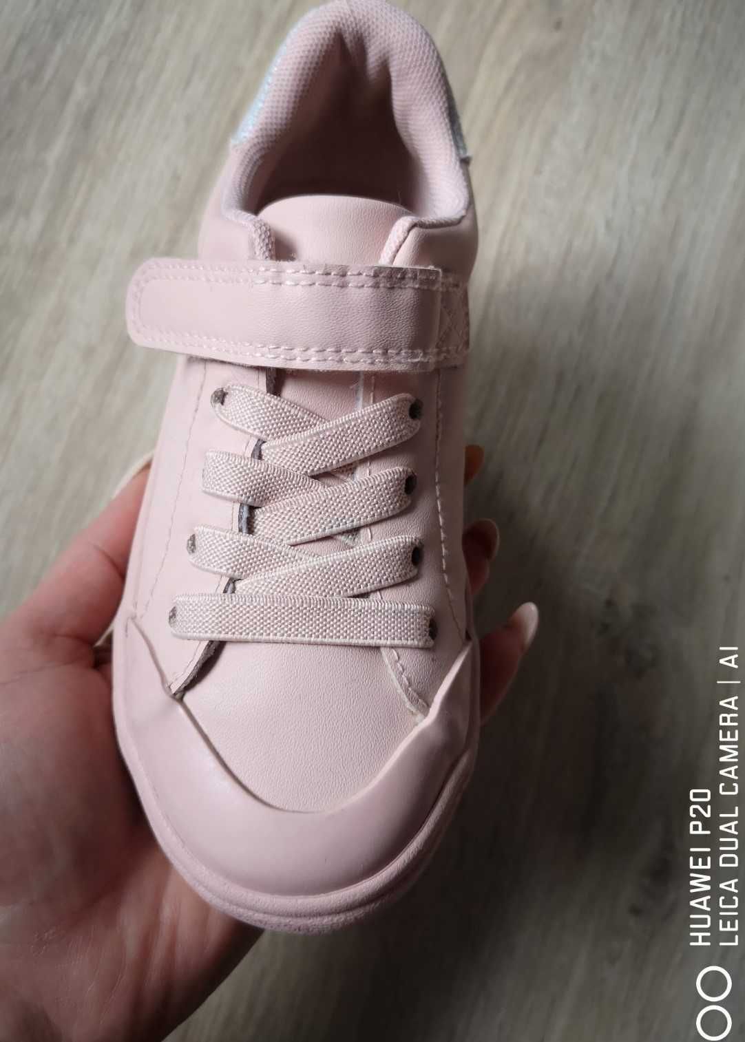 Кросовки RESERVED кеды хайтопы аквашузы мокасины Nike Converse HM Next