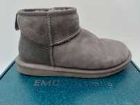 Buty EMU AUSTRALIA Kozaki stinger micro 39 us8 w/f szare