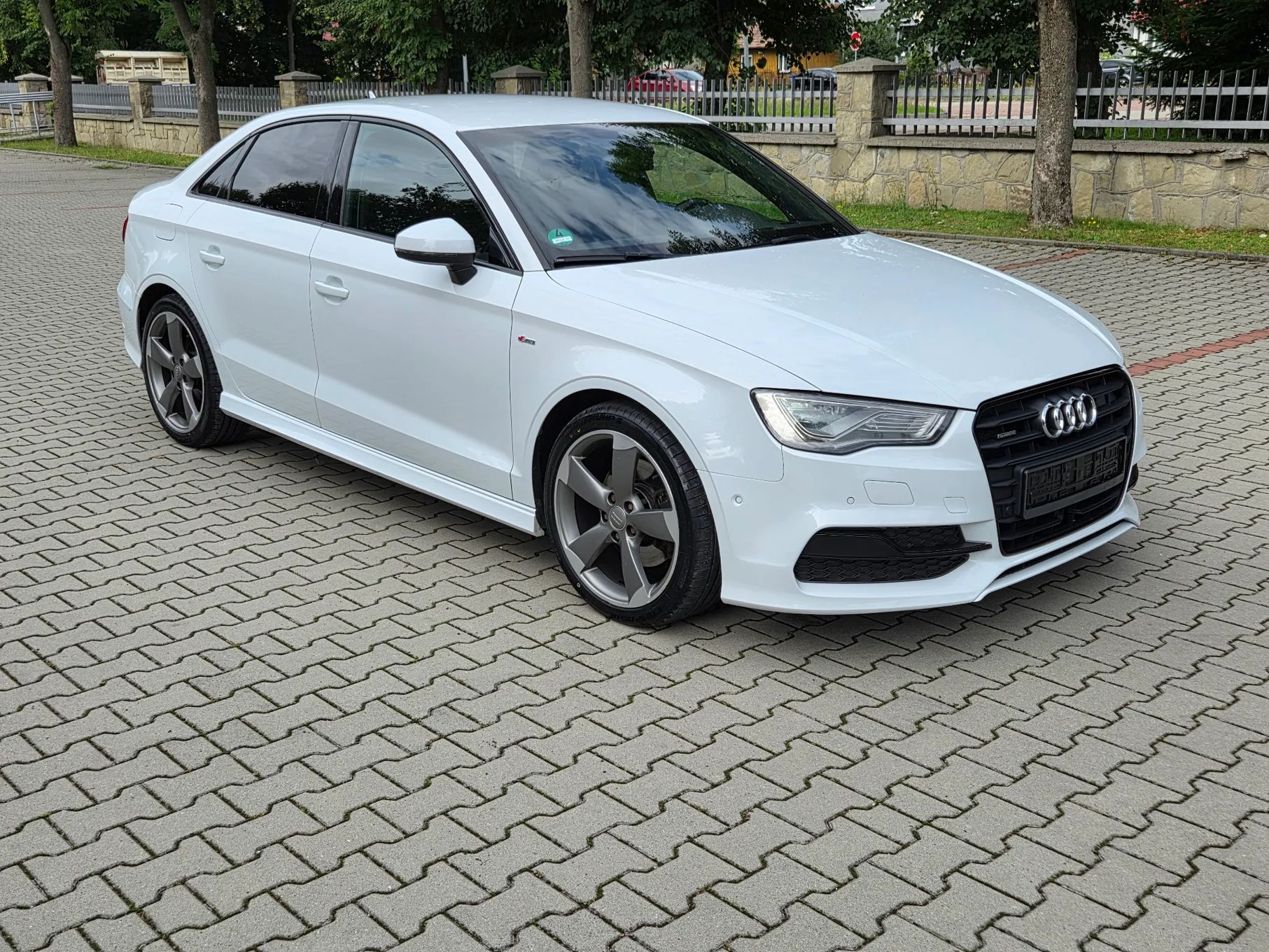 Audi A3 Sedan 2.0Tdi 184km Quattro Full S-Line+ Full Led* Bang Olufsen*Radar