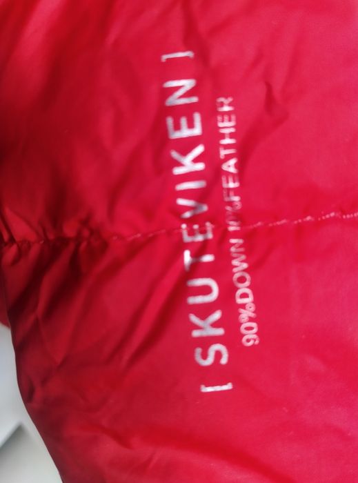 Kurtka puchowa Heldre czerwona r.XS