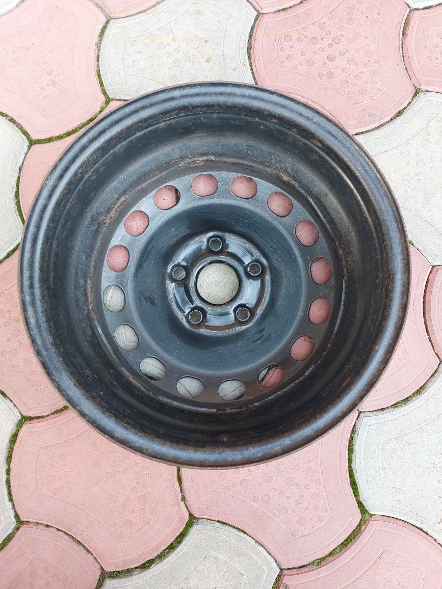 Продам диски Р15  5*112 ет47