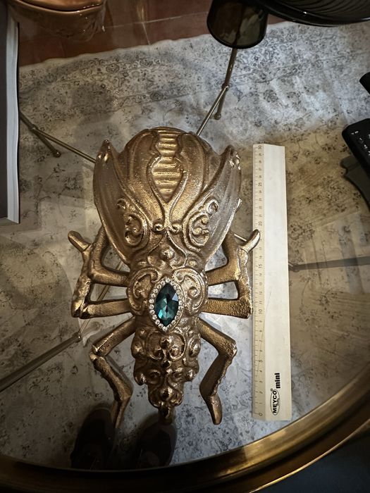 Inseto dourado - decoração - metal