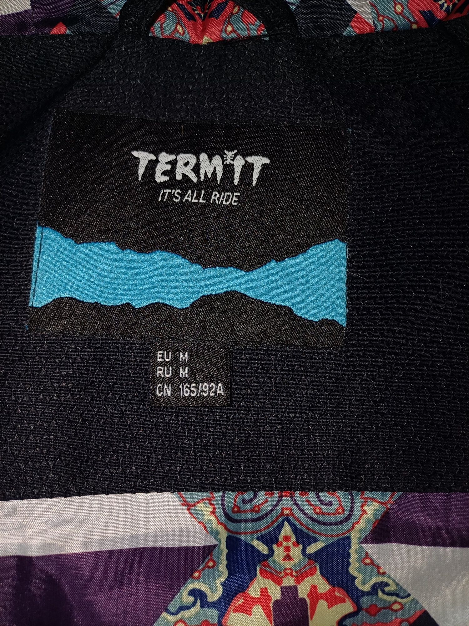 Куртка фірми Termit