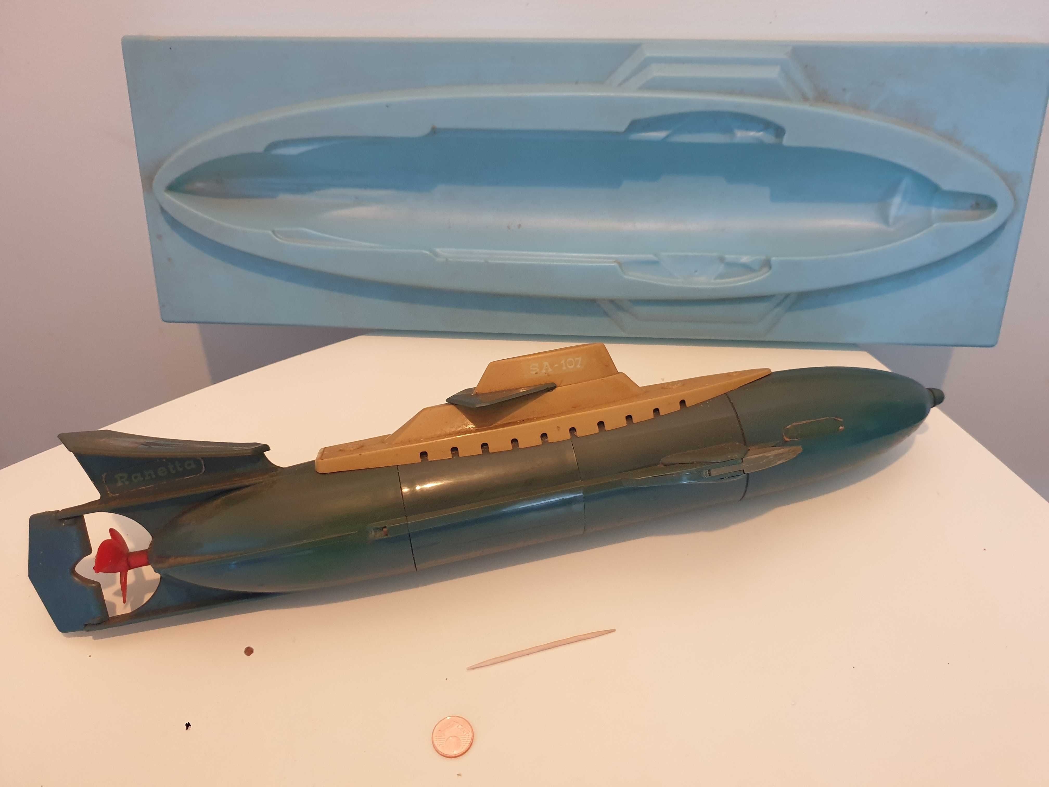 Brinquedos Vintage Barco Schuco, Porsche Comando, Submarino a Pilhas