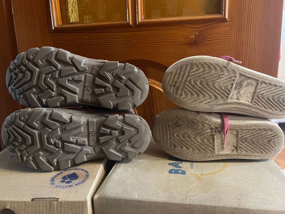 Ботінки Бартек кросівки сапоги