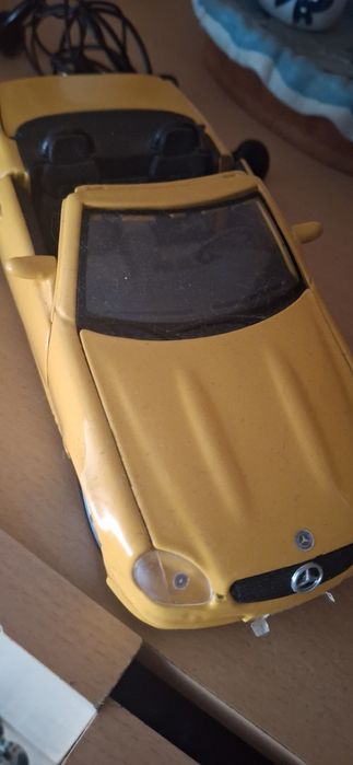 Carro miniatura novo