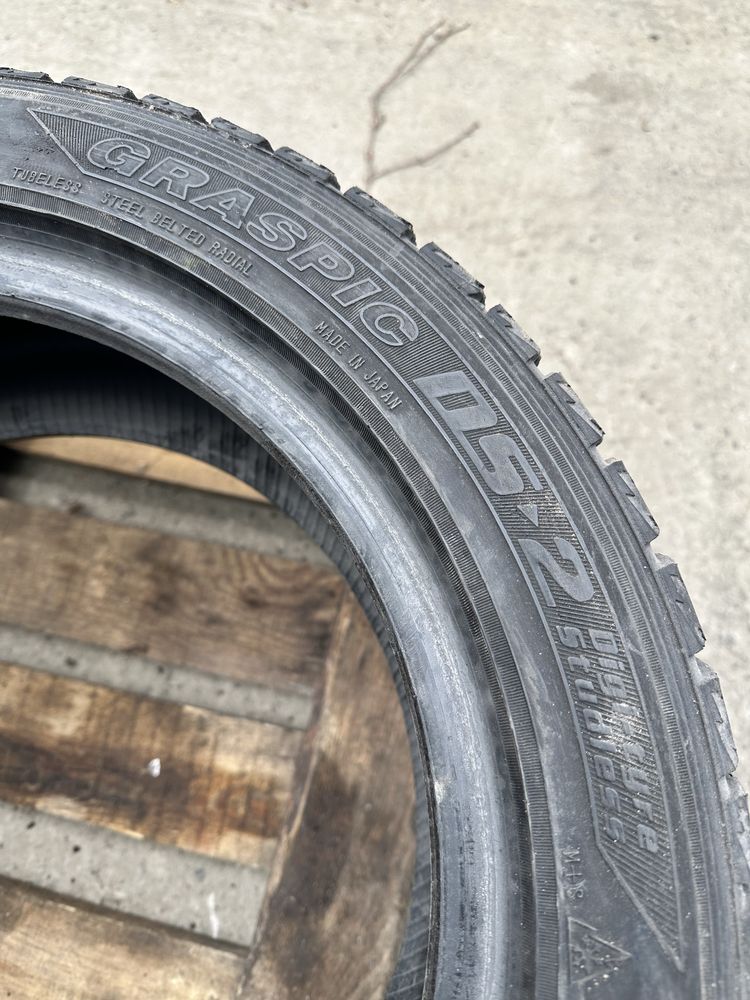 Шини 205 50 16 87Q Dunlop Graspic DS2 пара