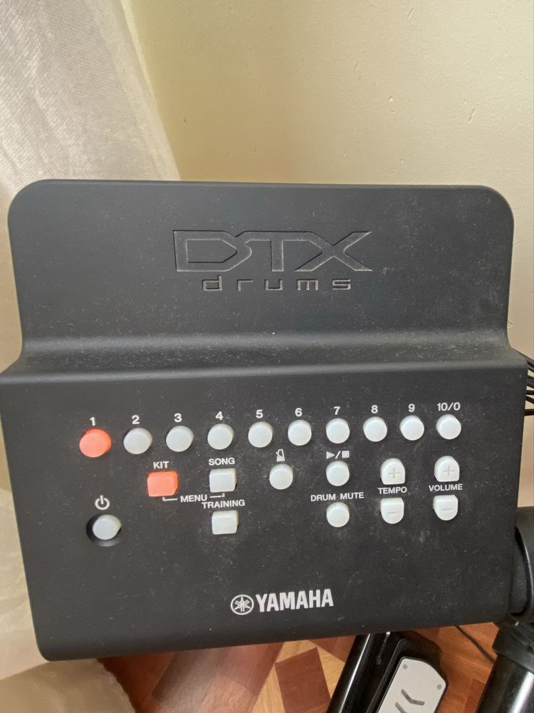 Bateria eletronica dtx 400k