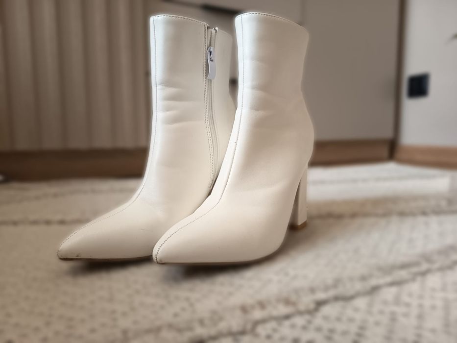 Sprzedam botki r.37