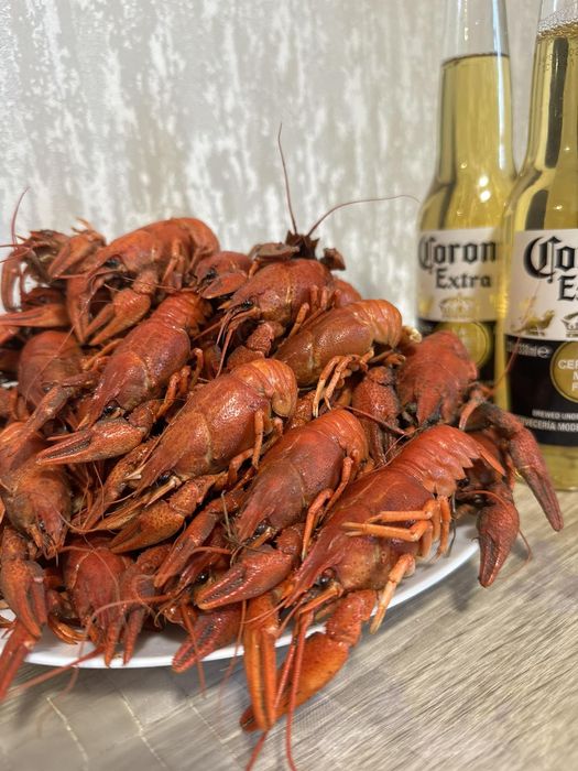 Продам живі та варені раки