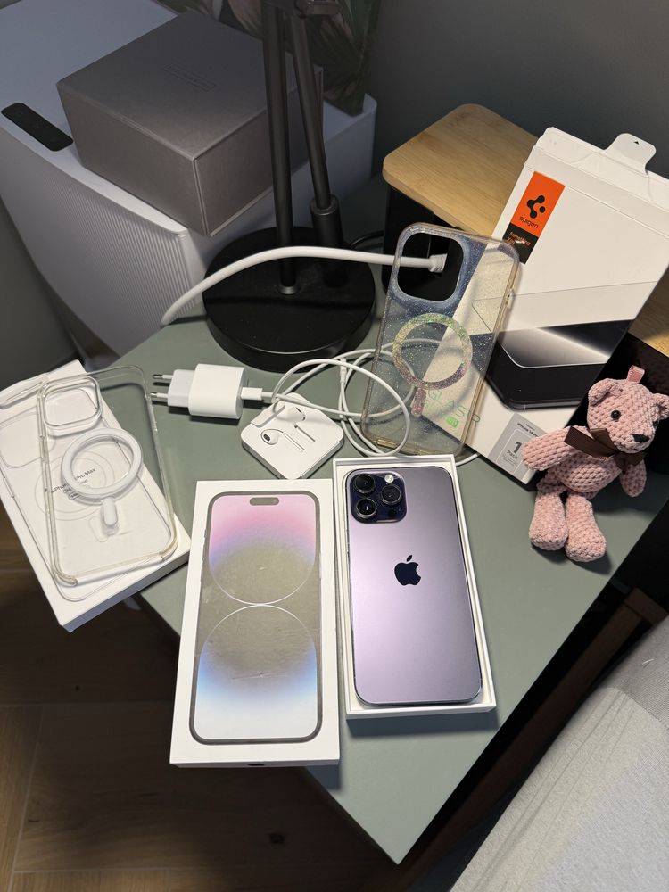 iPhone 14 pro max purple