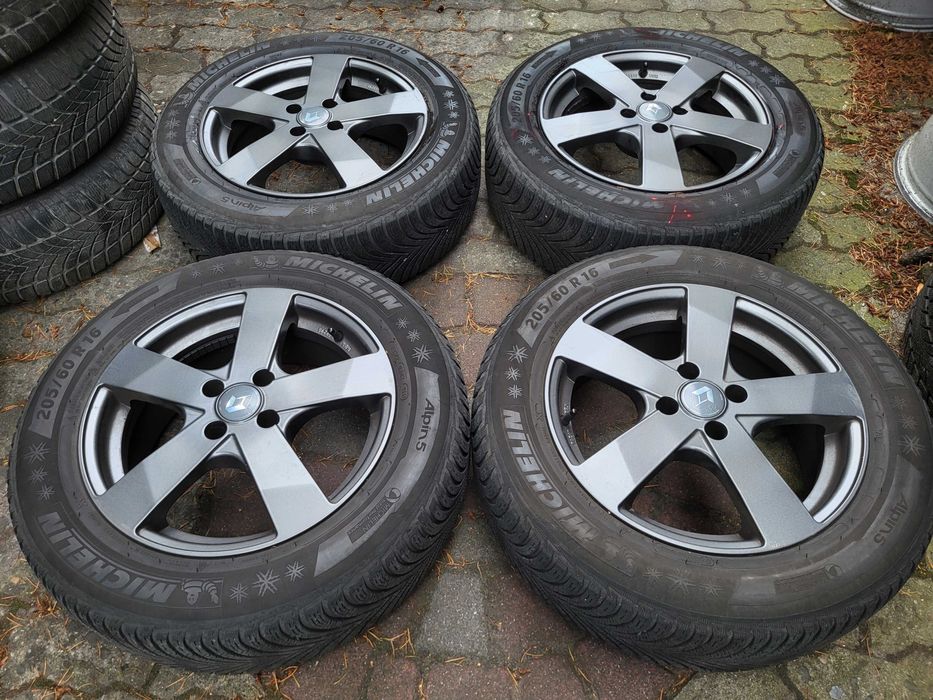 Koła 16" 4x100 Renault Captur Scenic Dacia Sandero Stepway Jogger