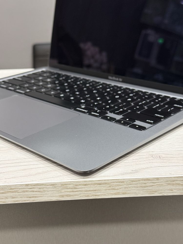 Macbook Air 13’ M1 Space (MGNF3) 2020 рік