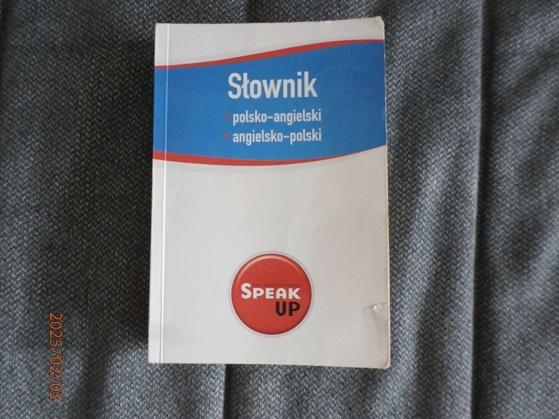 Słownik Speak Up polsko-angielski i angielsko-polski.
