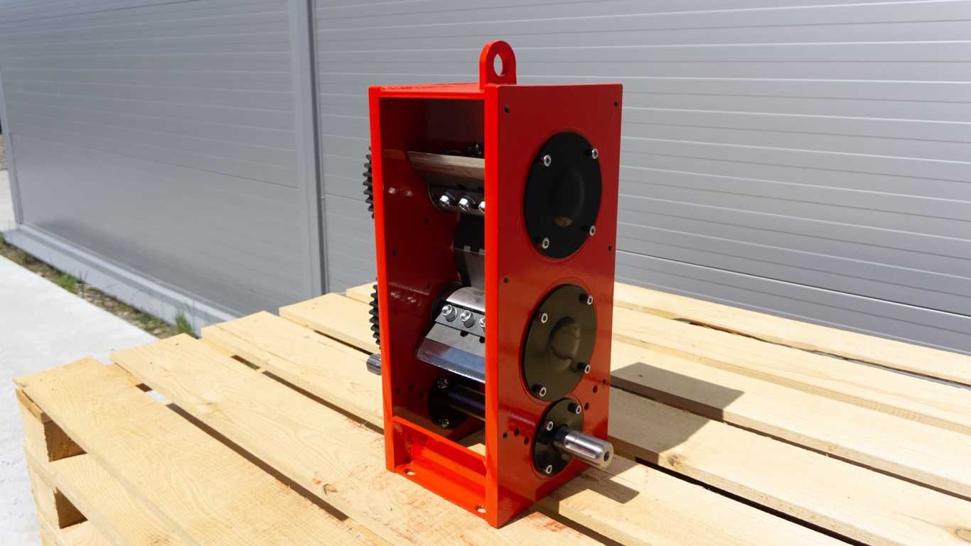 Mechanizm REMET R-120  === rębak walcowy===  PRZECINA 12CM